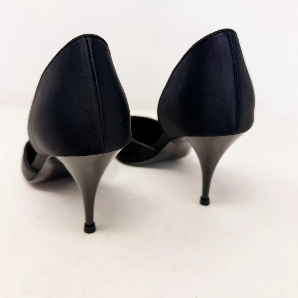Chanel Black D’Orsay Heels Pointed Toe Kitten Heel Pumps with Silver CC Logo 41 - Picture 7 of 16